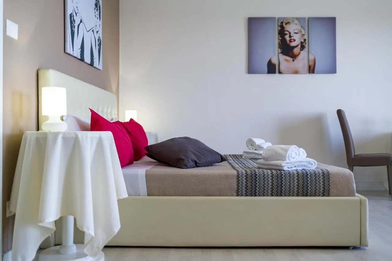 지아르디니낙소스 Loft Panorama Di Naxos 아파트