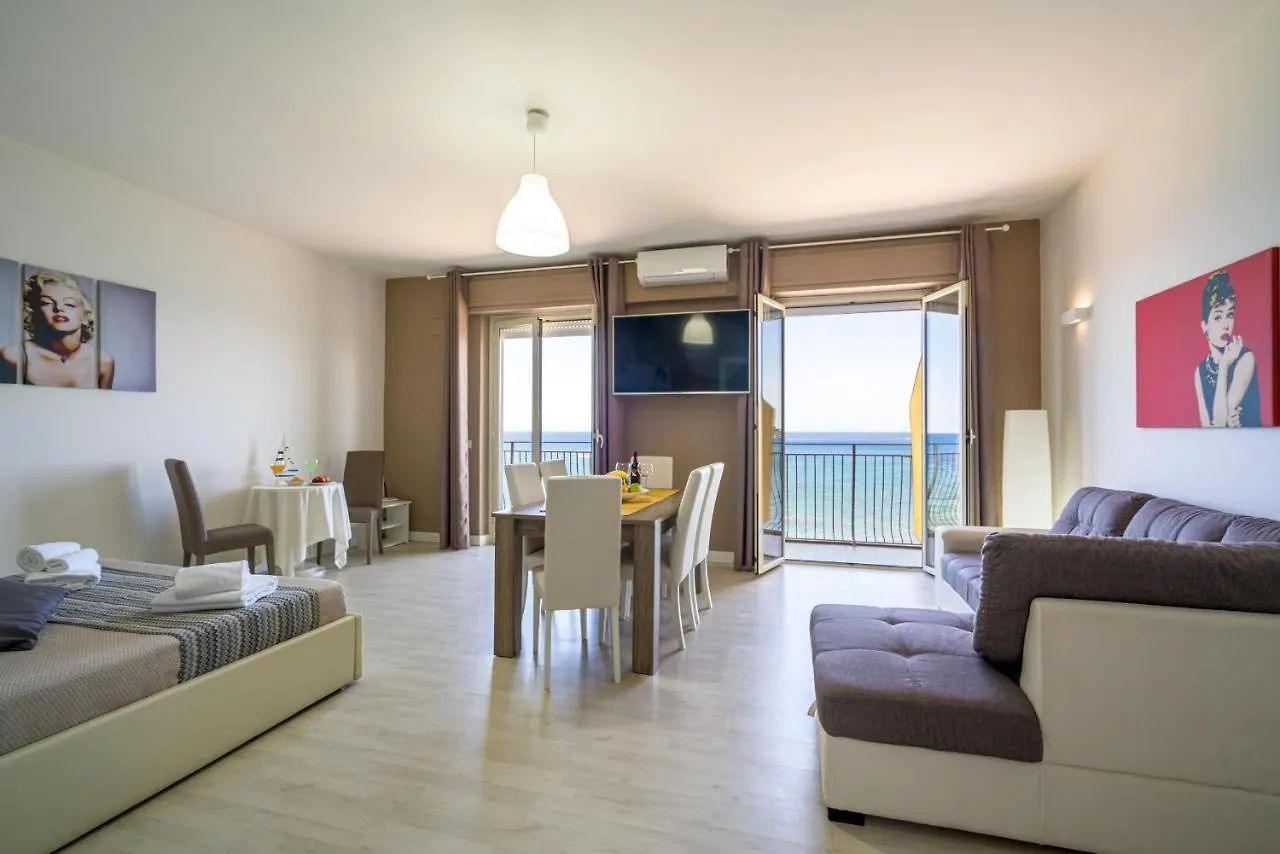דירות גיארדיני נאקסוס Loft Panorama Di Naxos