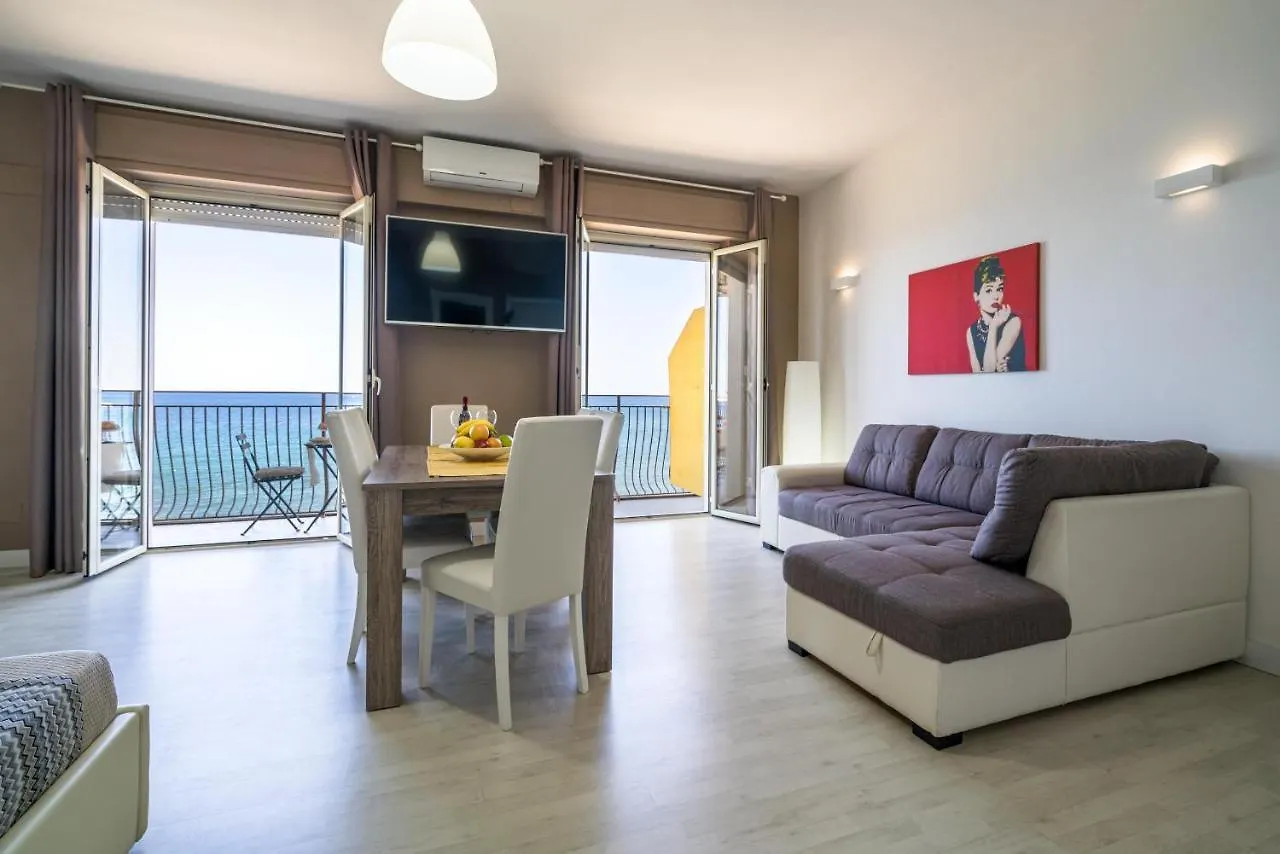 지아르디니낙소스 Loft Panorama Di Naxos 아파트 0*,
