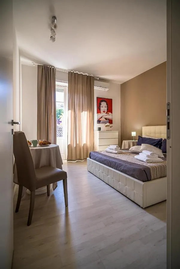 지아르디니낙소스 Loft Panorama Di Naxos 아파트