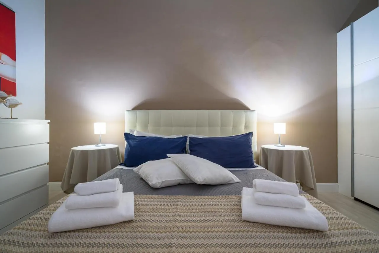 지아르디니낙소스 Loft Panorama Di Naxos 아파트